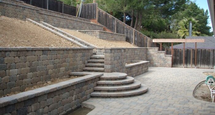 Los Altos Hills Backyard - Traditional - Exterior - San Francisco - by ...