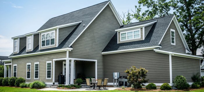 The 10 Best Roofing And Siding Contractors Near Me (2025)